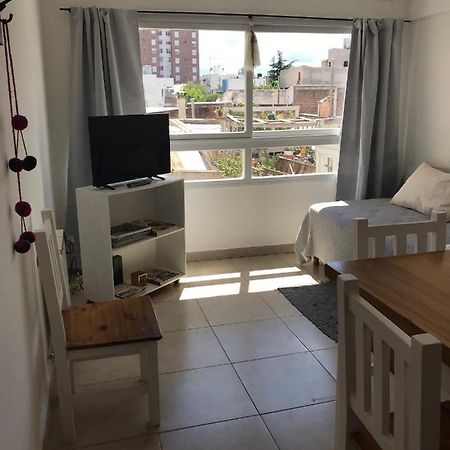 Dto Nuevo Barrio Universitario II , Wifi Y Cochera-Check In Express-Pet Friendly Баия-Бланка Экстерьер фото