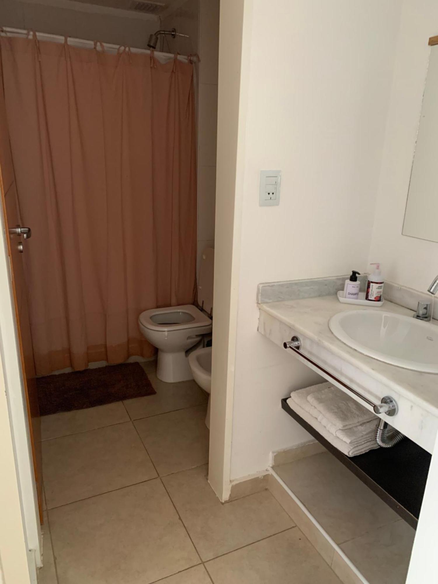 Dto Nuevo Barrio Universitario II , Wifi Y Cochera-Check In Express-Pet Friendly Баия-Бланка Экстерьер фото